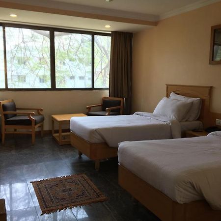 Asr Guesthouse Tirupati Exteriör bild
