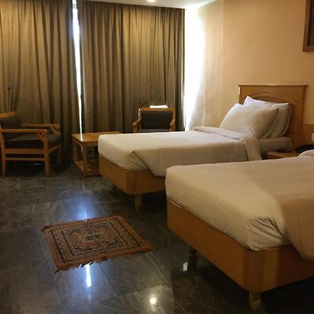 Asr Guesthouse Tirupati Exteriör bild
