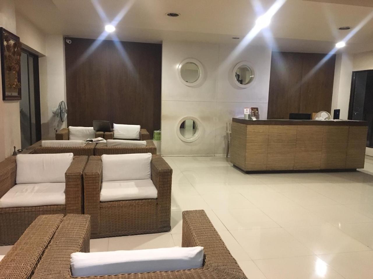 Asr Guesthouse Tirupati Exteriör bild