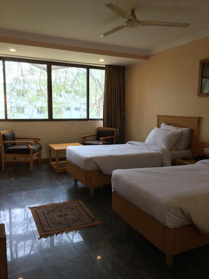 Asr Guesthouse Tirupati Exteriör bild