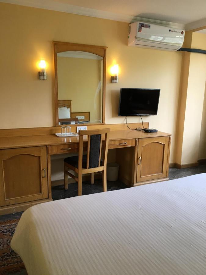Asr Guesthouse Tirupati Exteriör bild